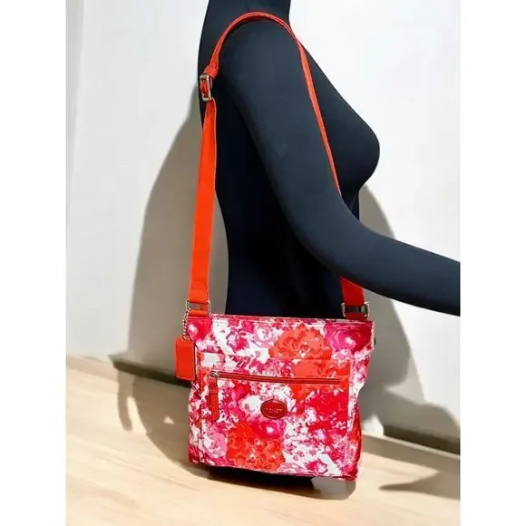 Coach F31963 Getaway Floral Print File Bag